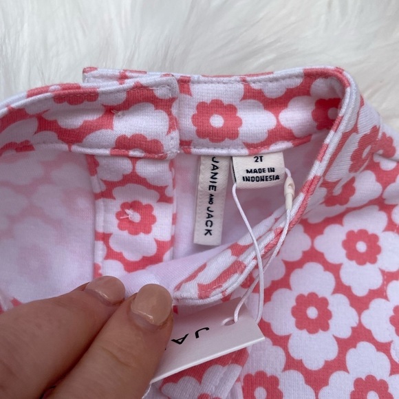 NWT - Janie and Jack - Geometric Floral Ponte Dress - Size 2T - Picture 5 of 6